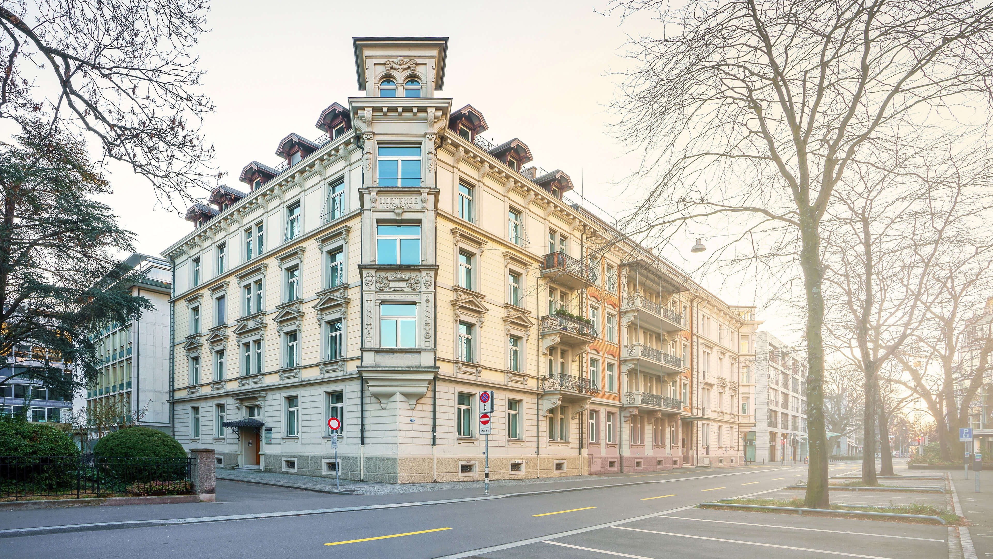 Swiss_Life_Wealth_Managers_Toedistrasse_Gebaeude_16_9_3840x2160px